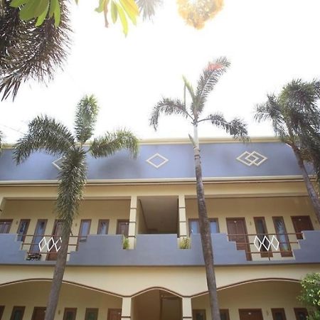 Reddoorz Plus @ Karet Pedurenan 3 Jakarta Eksteriør bilde