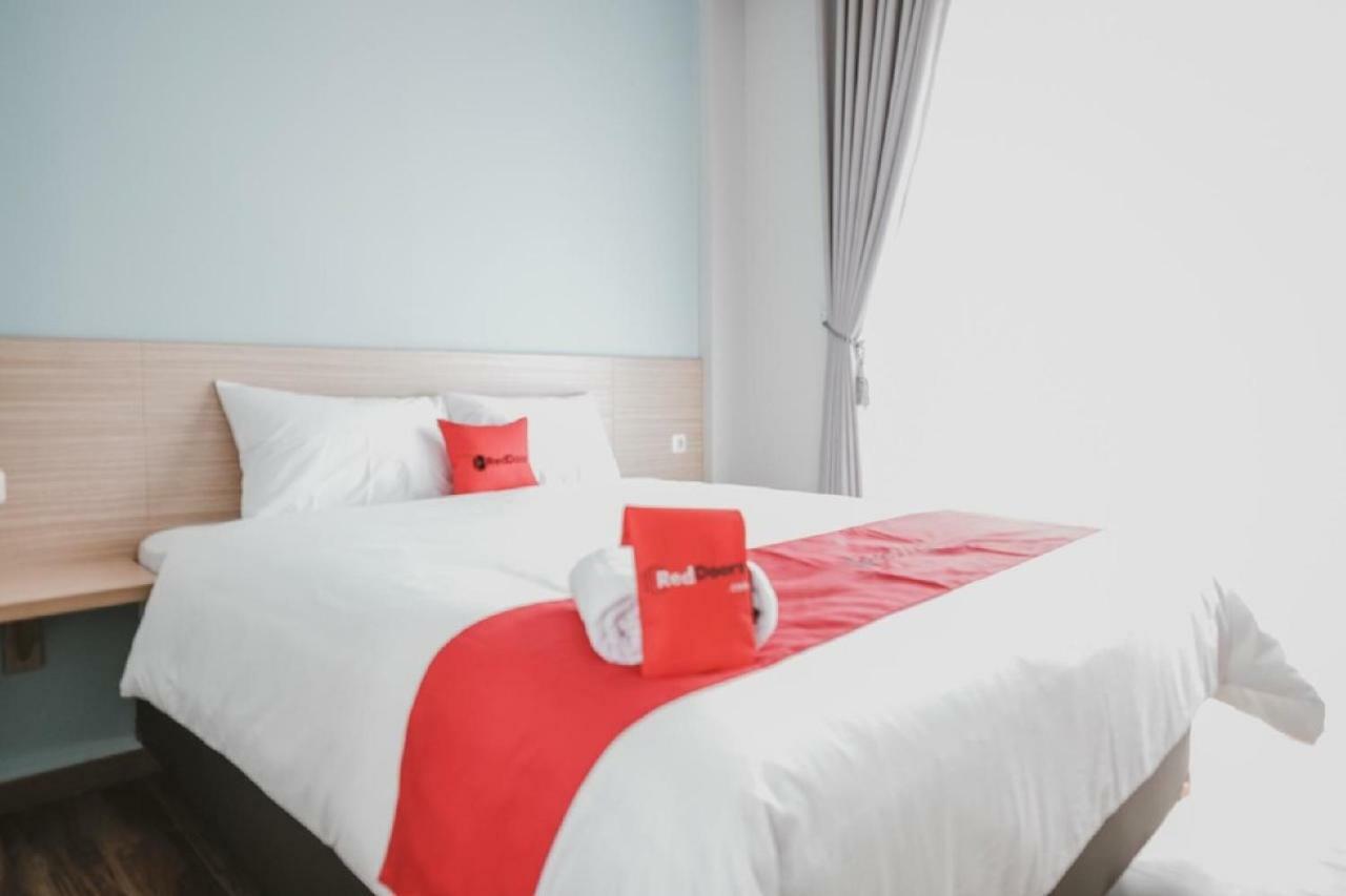 Reddoorz Plus @ Karet Pedurenan 3 Jakarta Eksteriør bilde